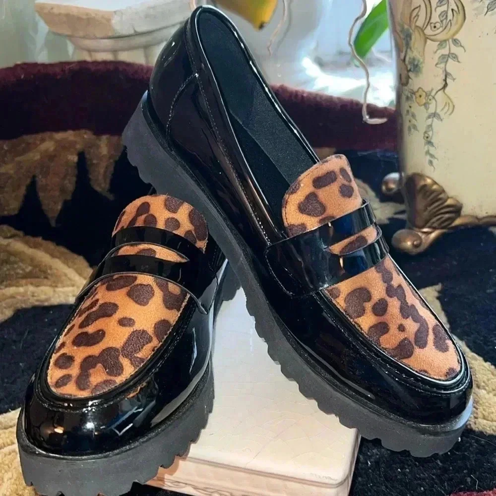 JONES New York Women’s Black Patent Vegan Leather Animal Print Loafers Shoes